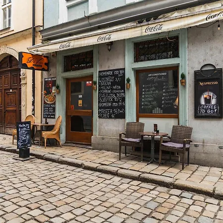 Historical Centrum Escape - Culture & Life דירה ברטיסלאבה