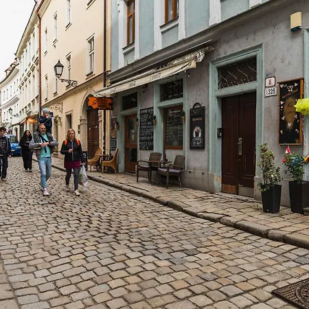Historical Centrum Escape - Culture & Life דירה